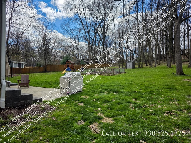 Building Photo - 143 Munroe Falls Ave