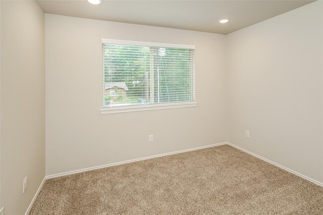 Building Photo - 603 Cherokee Dr