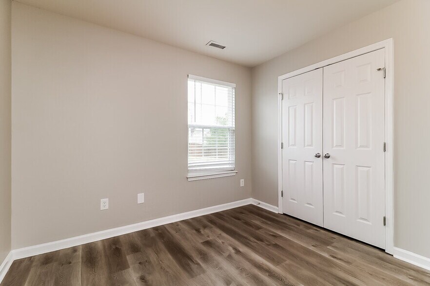 Building Photo - 232 Weststone Blvd