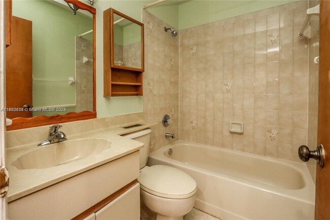 Building Photo - 2500 SW 113th Ct