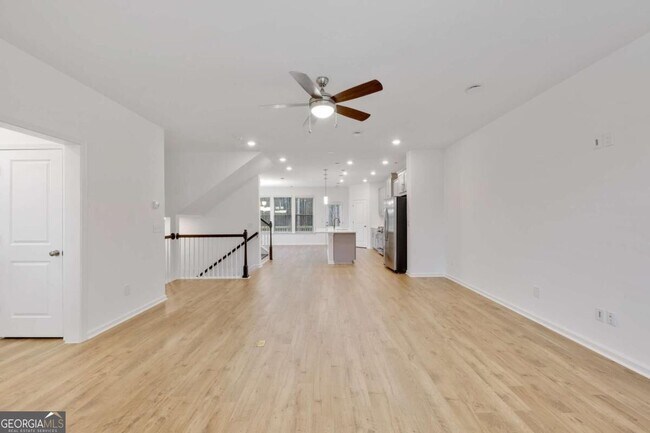 Building Photo - 1447 Halstead Pl