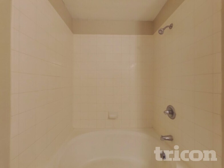Building Photo - 6139 Plumbago Pl