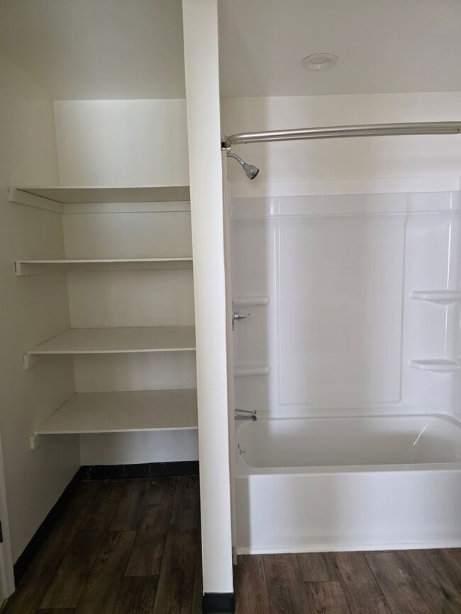 Building Photo - Bay Tree Neighborhood in Dover