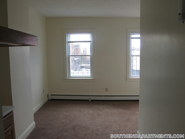 Building Photo - 461 Massachusetts Ave