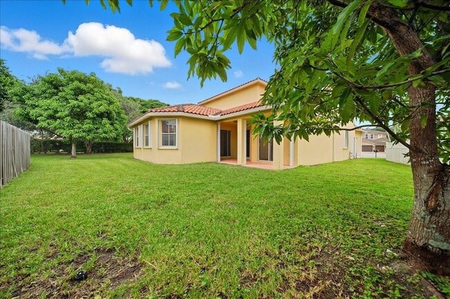 Building Photo - 3802 SW 165th Terrace