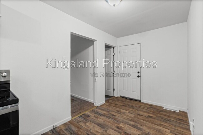 Building Photo - 116 Barto Dr