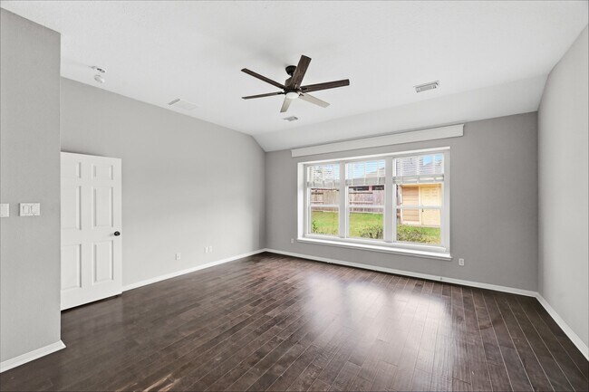 Building Photo - 7531 Fall Creek Bend Ct