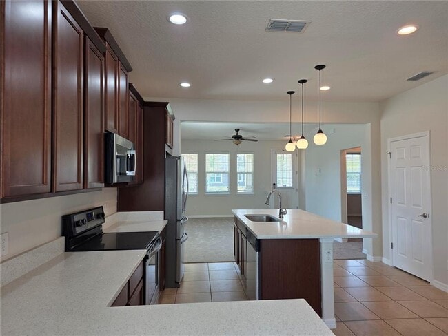 Building Photo - 4772 Silver Birch Way