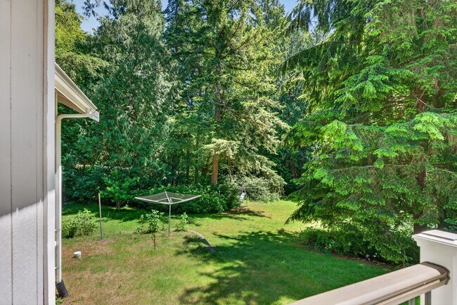 Building Photo - A Private Sanctuary with Perfect Proximity