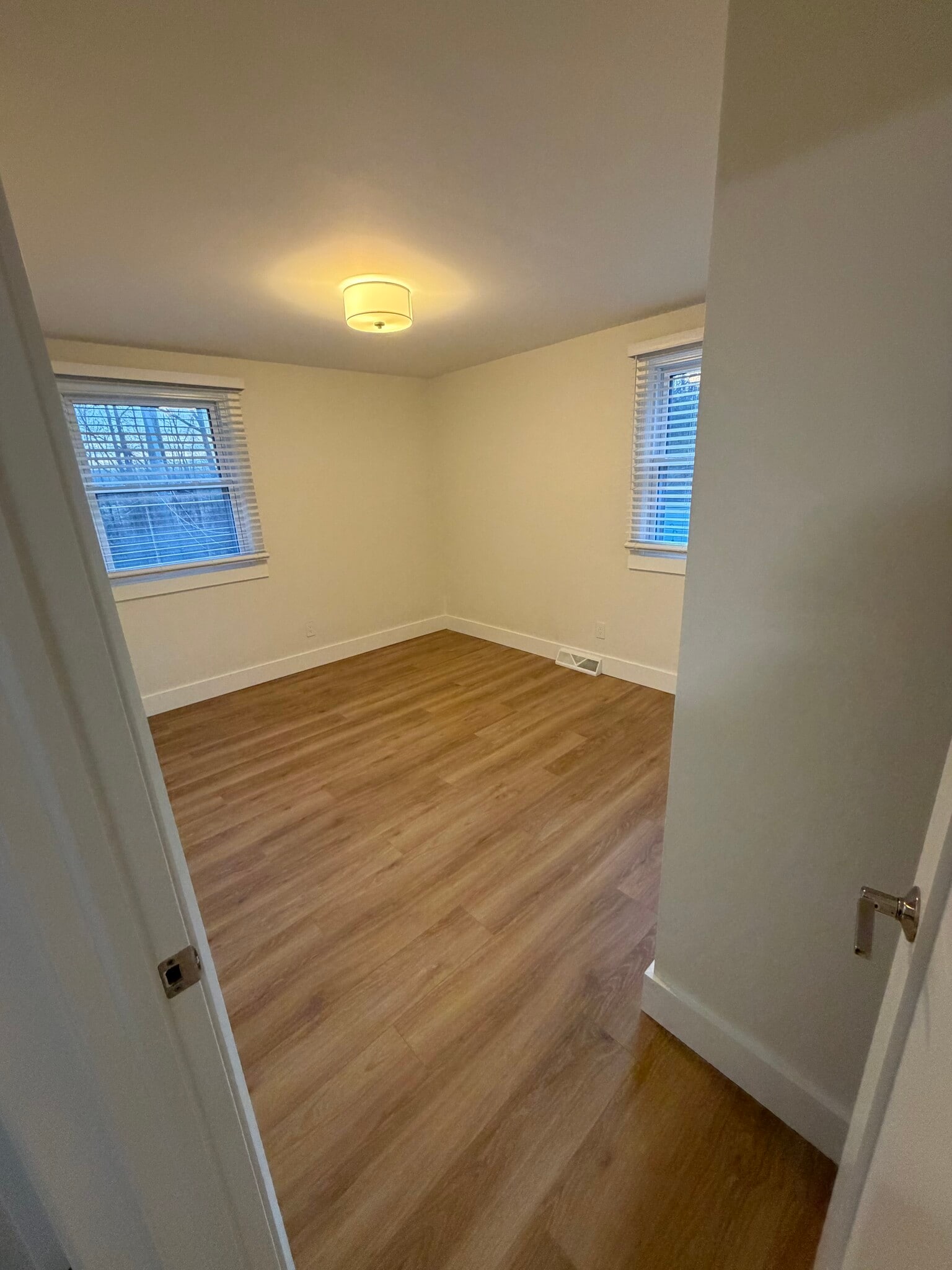 Building Photo - 157 Marine Dr