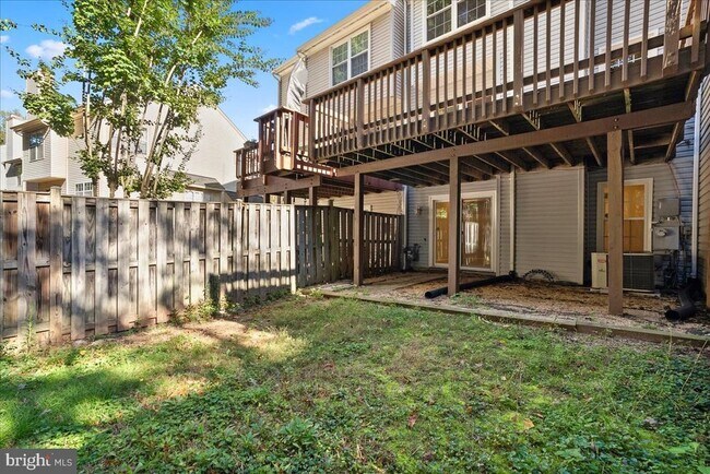 Building Photo - 8316 Linden Oaks Ct