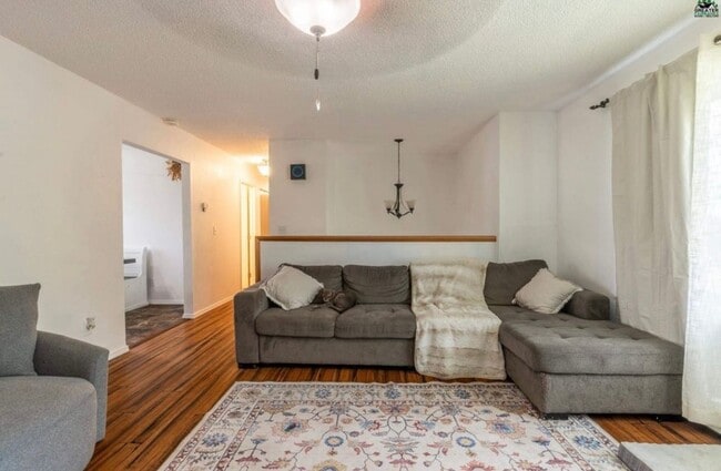 Building Photo - 4-Bedroom Fairbanks Home with Garage, Deck...