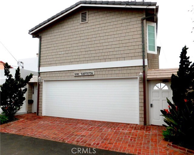 Building Photo - 1021 Gaviota Dr