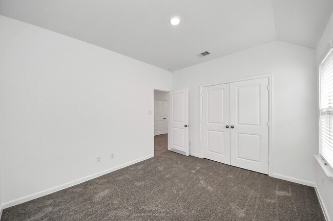 Building Photo - 22658 Sutherland Bend Ln