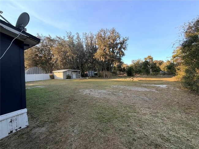 Building Photo - 5195 Countryside Ct