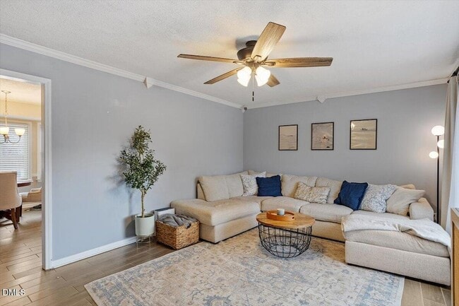 Building Photo - 204 Charles St