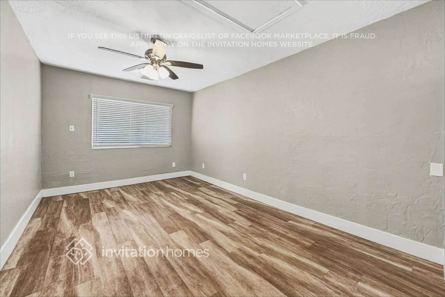 Building Photo - 7005 N 76th Dr