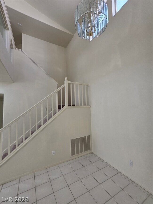 Building Photo - 8008 Dover Shores Ave