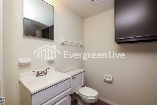 Building Photo - Coming Soon!