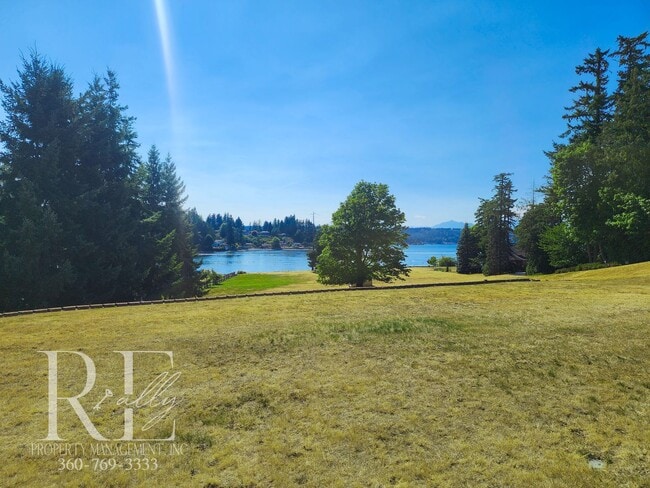 Building Photo - Waterfront Views & Peaceful Living – 2BR w...