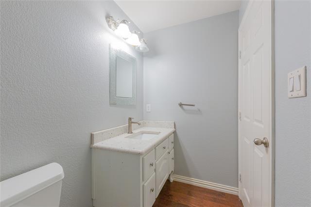 Building Photo - 1619 Pheasant Ln