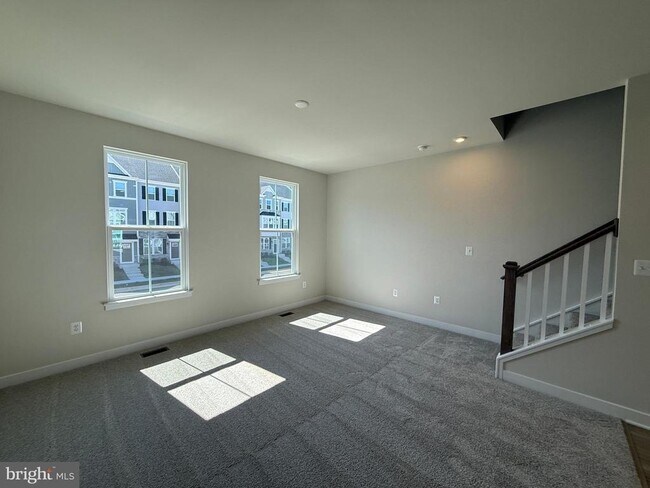 Building Photo - 4929 DUNHAVEN Dr