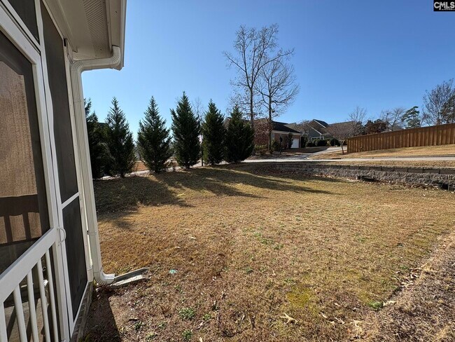 Building Photo - 178 Thacher Lp