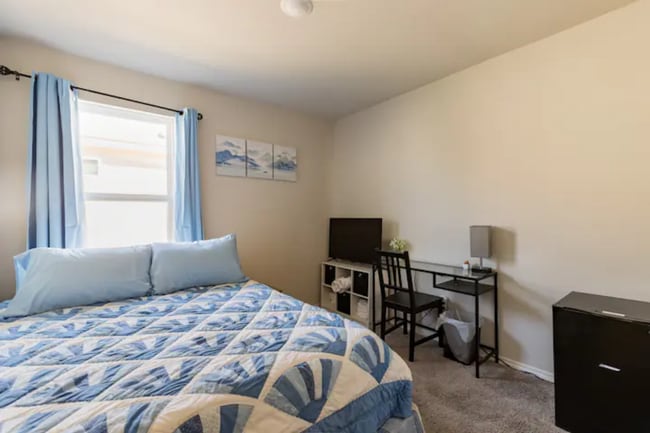 Building Photo - 8234 Glasgow Dr