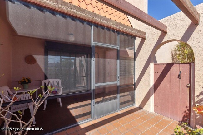 Building Photo - 744 S Orlando Ave