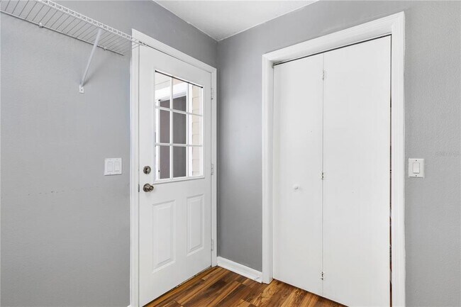 Building Photo - 3763 St Charles Cir