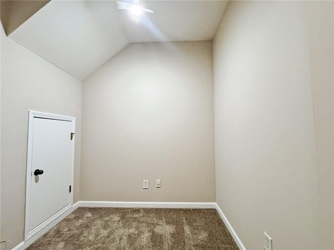 Building Photo - 525 Grove Field Ct NW