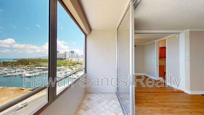 Building Photo - 1676 Ala Moana Blvd