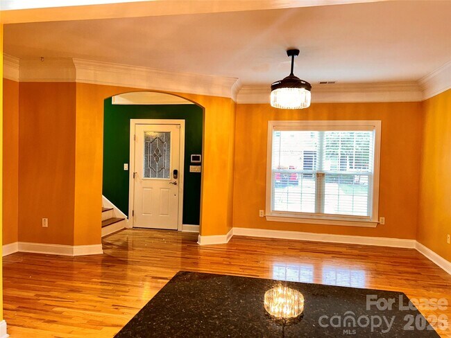 Building Photo - 2529 Madeline Meadow Dr