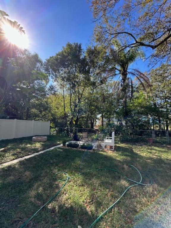Building Photo - 14716 Carnation Dr