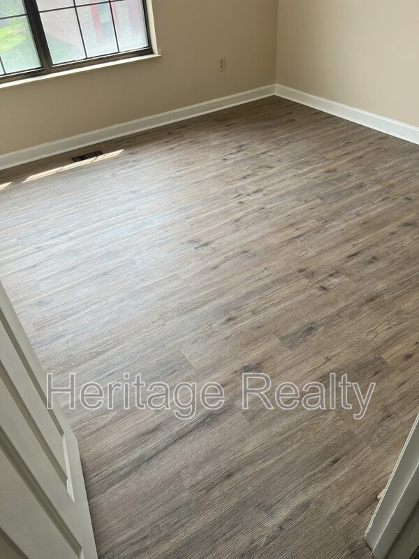 Building Photo - 10503 Haleyford Ln