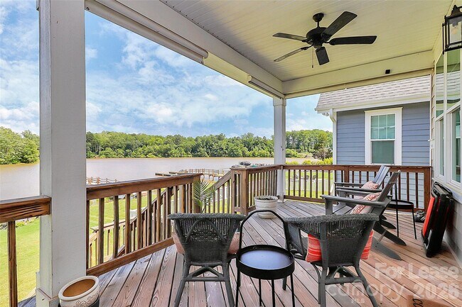 Building Photo - 136 Preston Rd