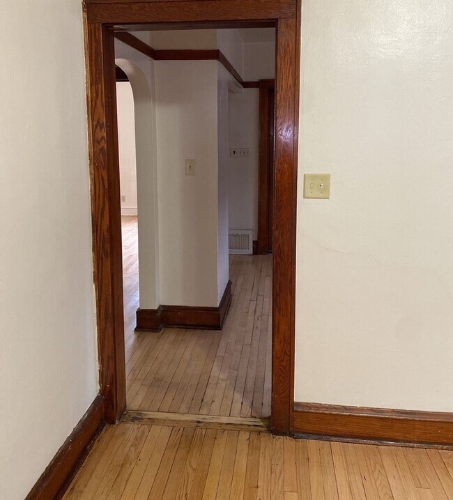 Building Photo - 2748 N 44th St