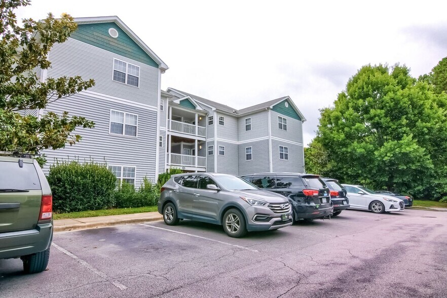 Building Photo - 2010 Wolfmill Dr