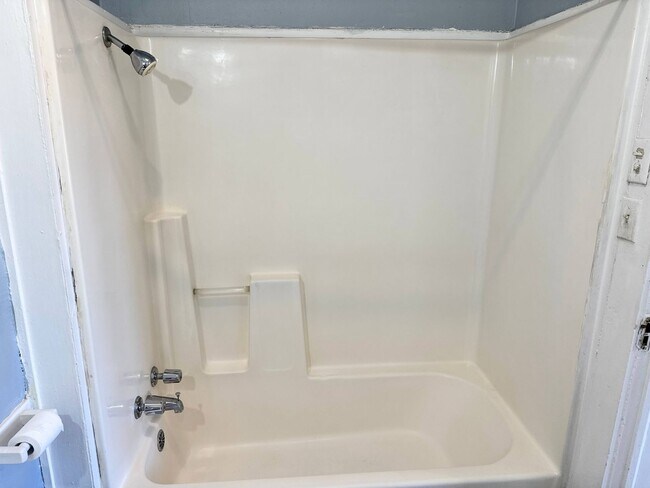 Building Photo - 2104 Ave A