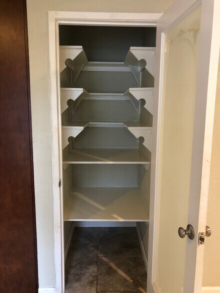 Pantry storage - 131 Cavan Ct