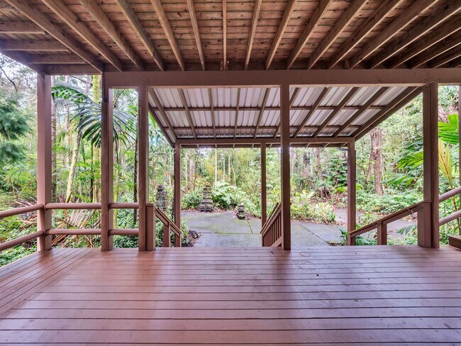 Building Photo - 3 bedrooms 2 bathroom with a large Loft for generational living + storage shed