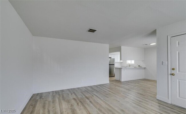 Building Photo - 6932 Kilgore Dr