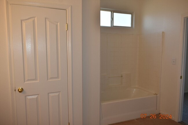 Building Photo - Charming Single-Family Home in Prime Location!