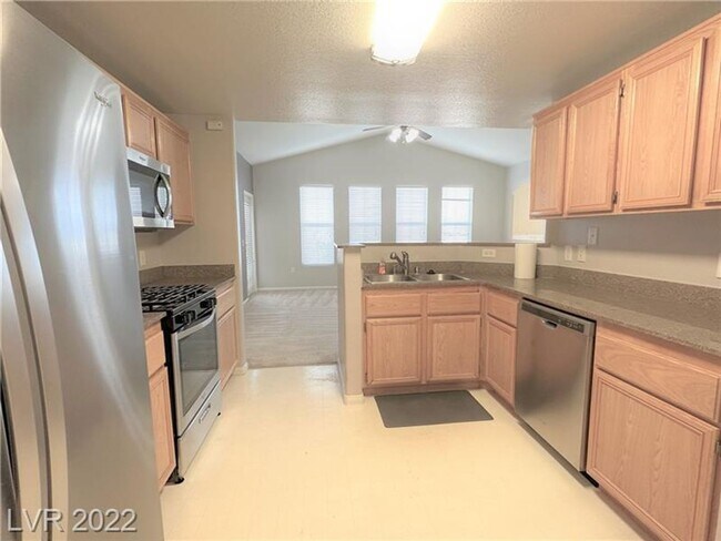 Building Photo - 9975 Peace Way