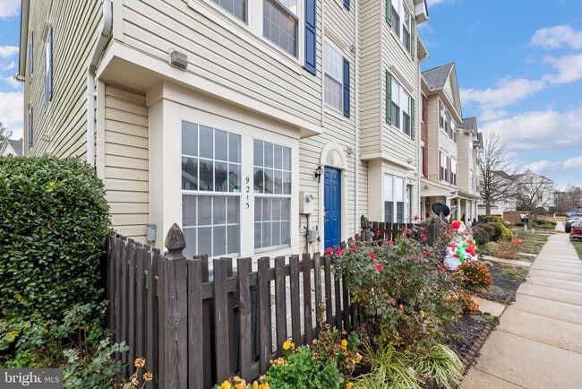 Building Photo - 9215 Cardinal Forest Ln