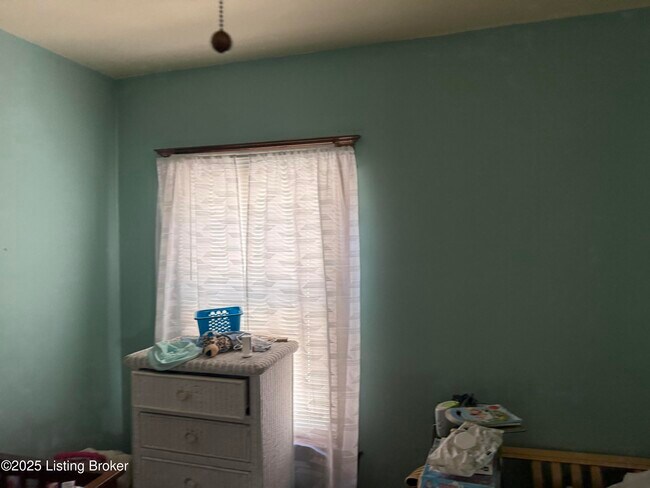 Building Photo - 111 Adair Ave