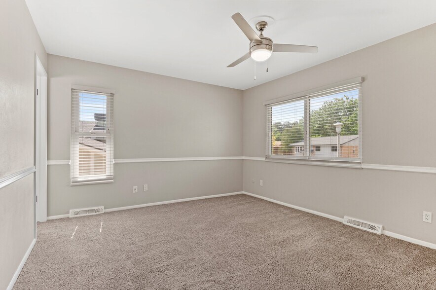 Building Photo - 12992 W Jewell Cir