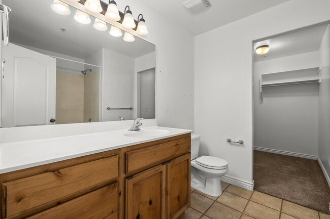 Building Photo - 518 S 2150 W