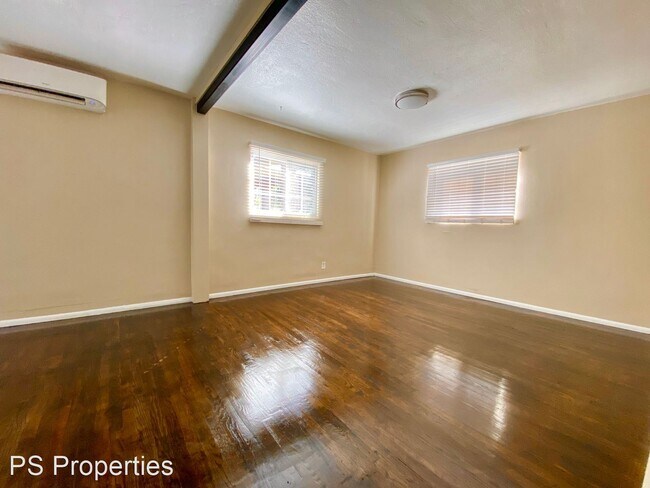 Building Photo - 2 br, 2 bath House - 2731 Santa Cruz Ave SE