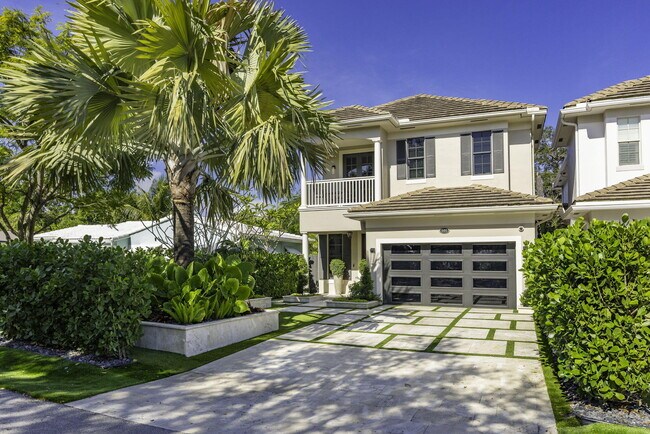 Building Photo - 505 SW 16th Ct